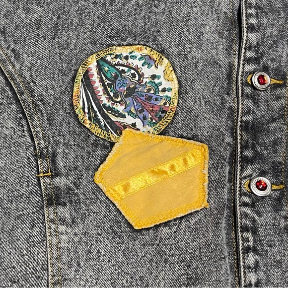Vintage GET! Womens Medium Acid Wash Faded Black Denim Patchwork Jean Jacket - Picture 5 of 11